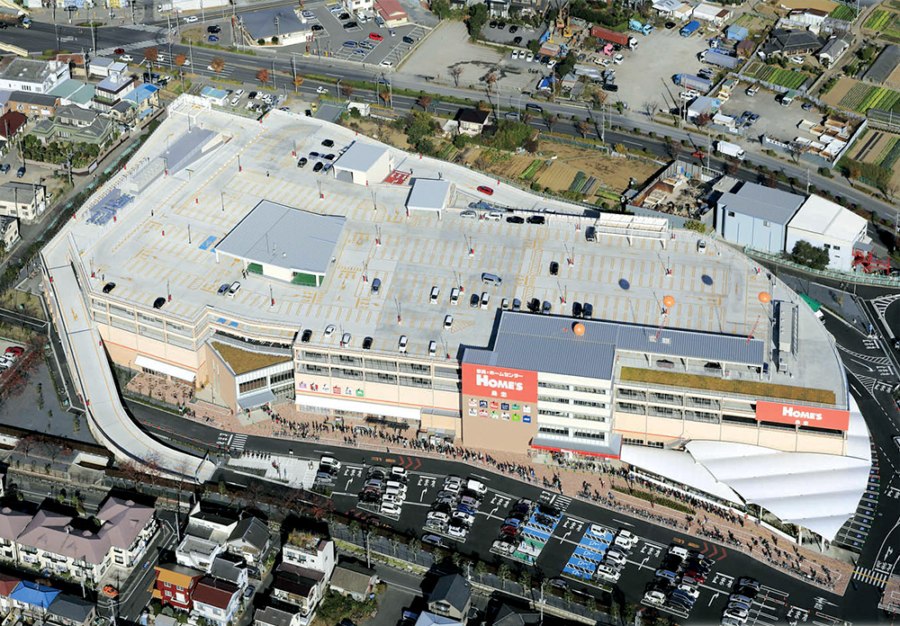 島忠ホームズ　草加舎人店